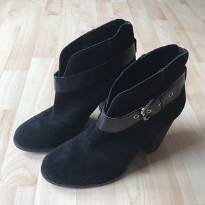 Jessica Simpson Black Suede Booties Size 9.5M